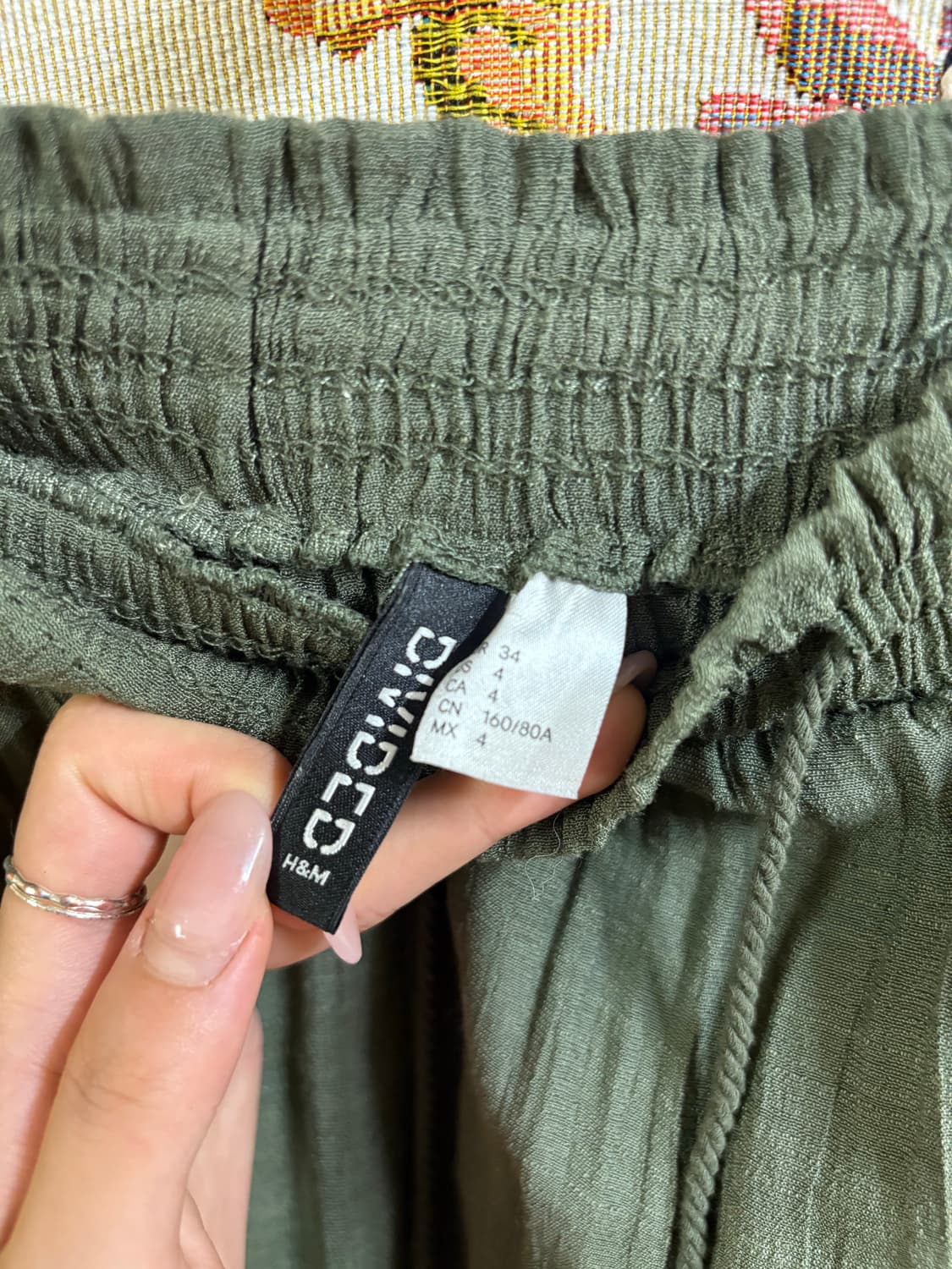 h&m 히피 모리 하구미 딥 카키 롱 스커트 상품이미지3