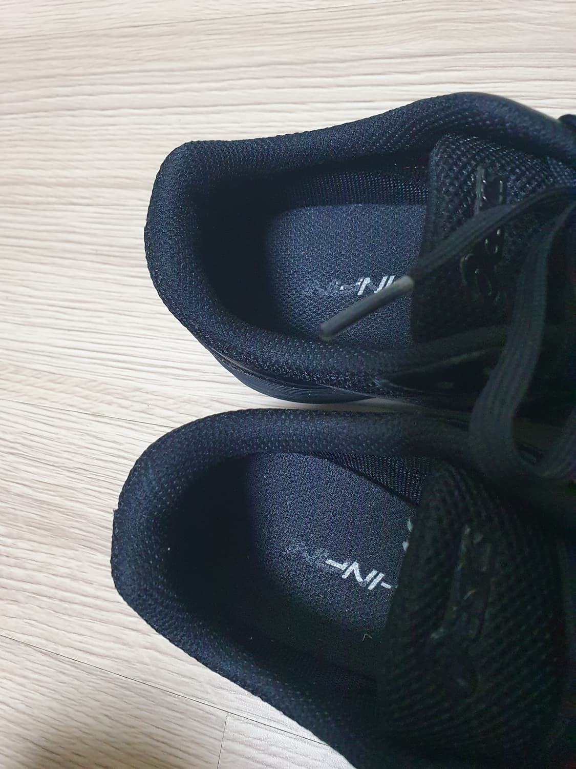 아식스 젤 인피니 운동화 240 상품이미지8