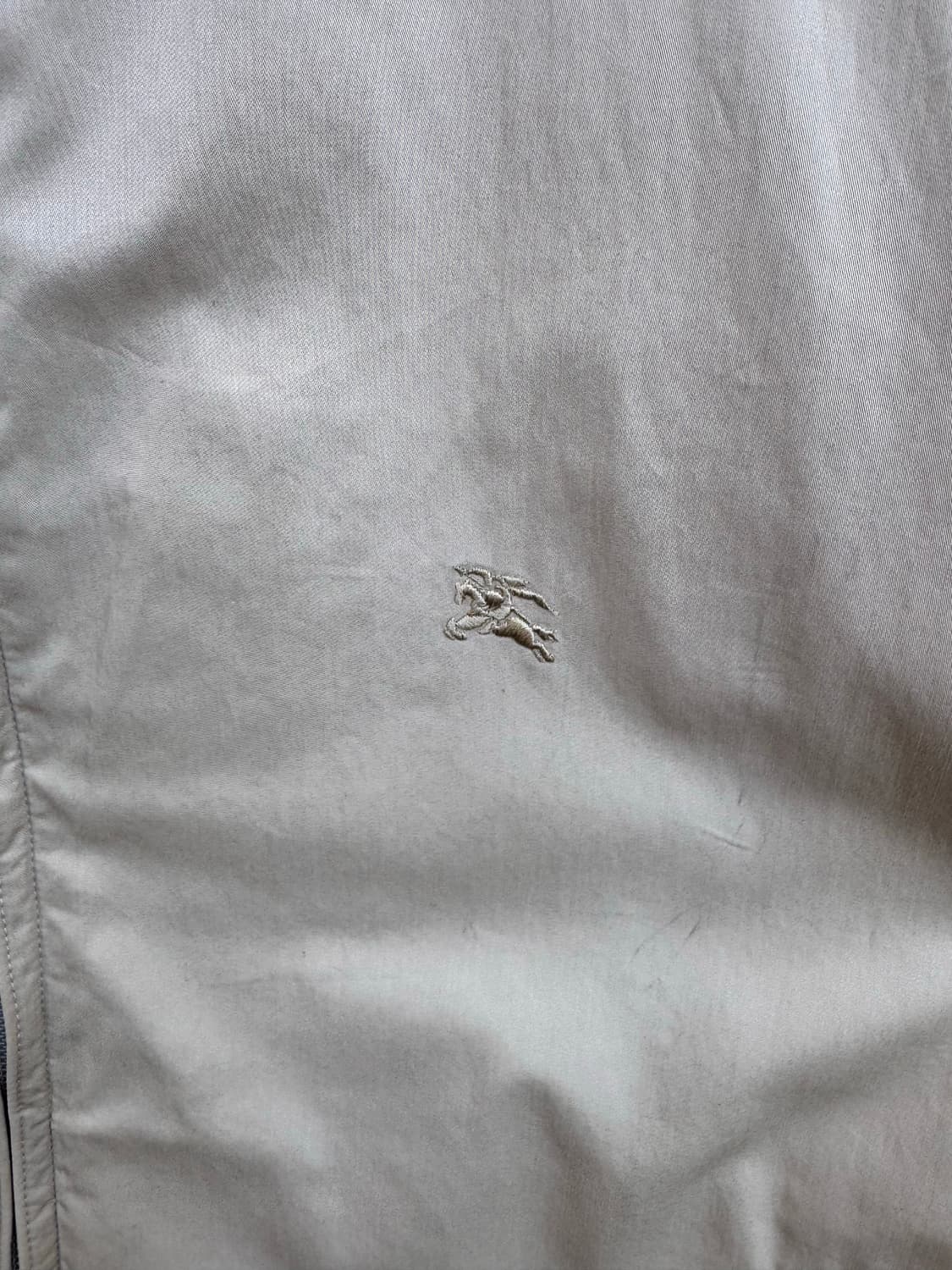 버버리 런던 아이보리 해링턴 자켓  상품이미지3