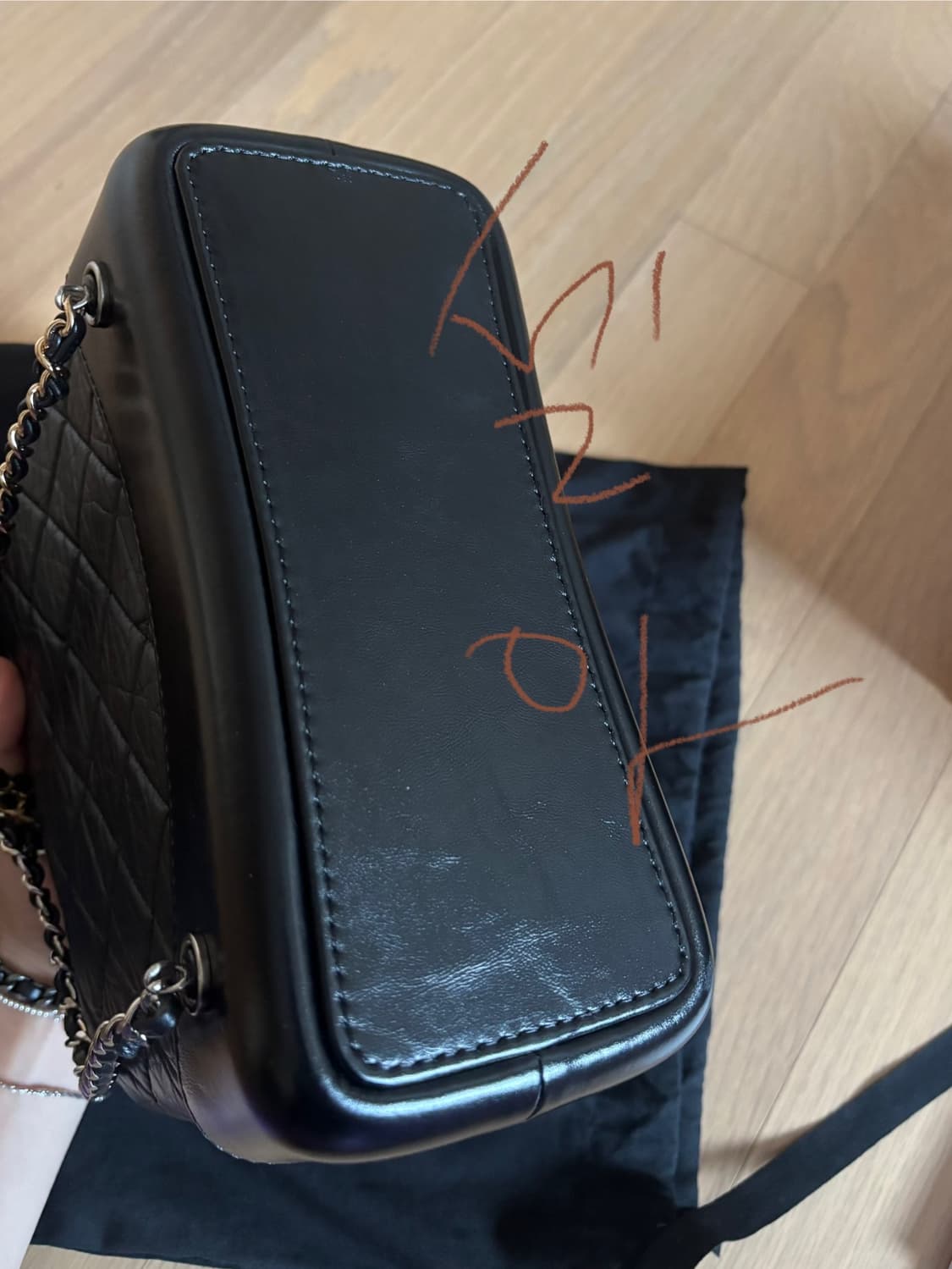 샤넬 가브리엘 백팩 블랙 스몰 상품이미지4