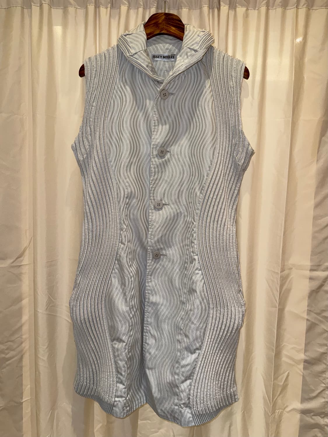 이세이 미야케 웨이브 패턴 플리츠 롱 베스트 상품이미지1