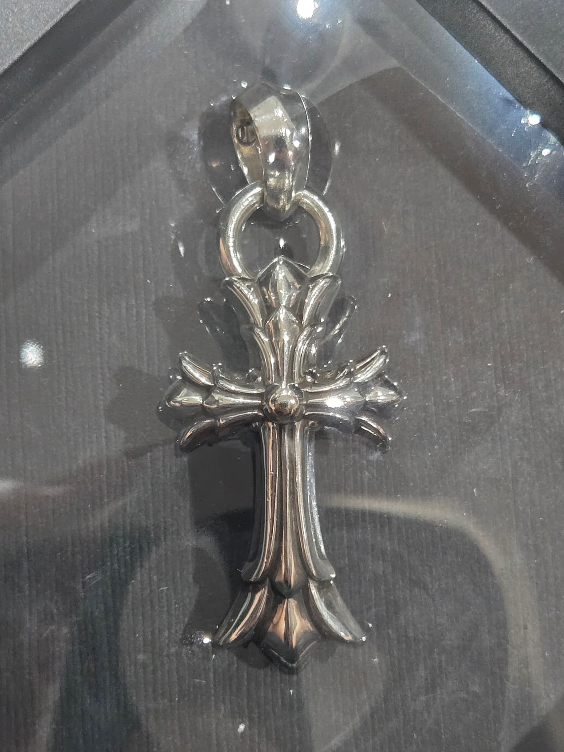 크롬하츠 더블크로스 위드베일 펜던트 상품이미지3