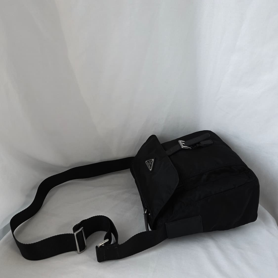 [정품 PRADA] 프라다 포코노 나일론 크로스백 주우재백 남녀공용 상품이미지2