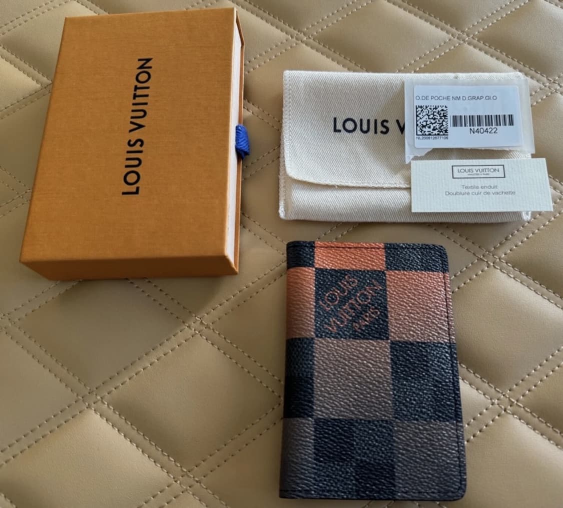 [정품] 루이비통 다미에 인피니티 패스포트 커버 카드 지갑  컨디션: A 상품이미지1