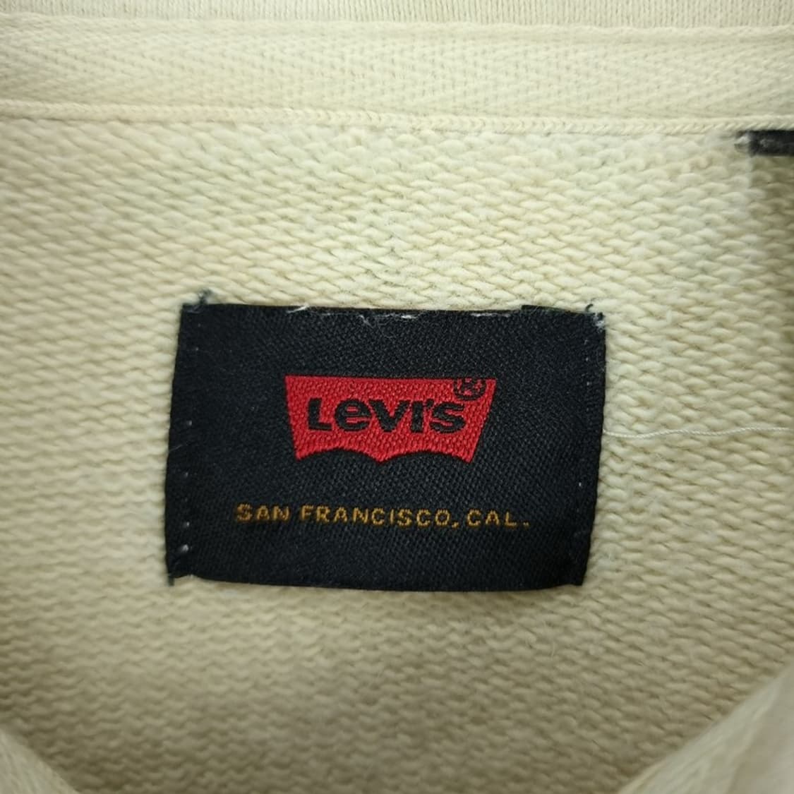 [리바이스] 멀티 그래픽 패턴 오버핏 카라 맨투맨 베이지 M19299 상품이미지8