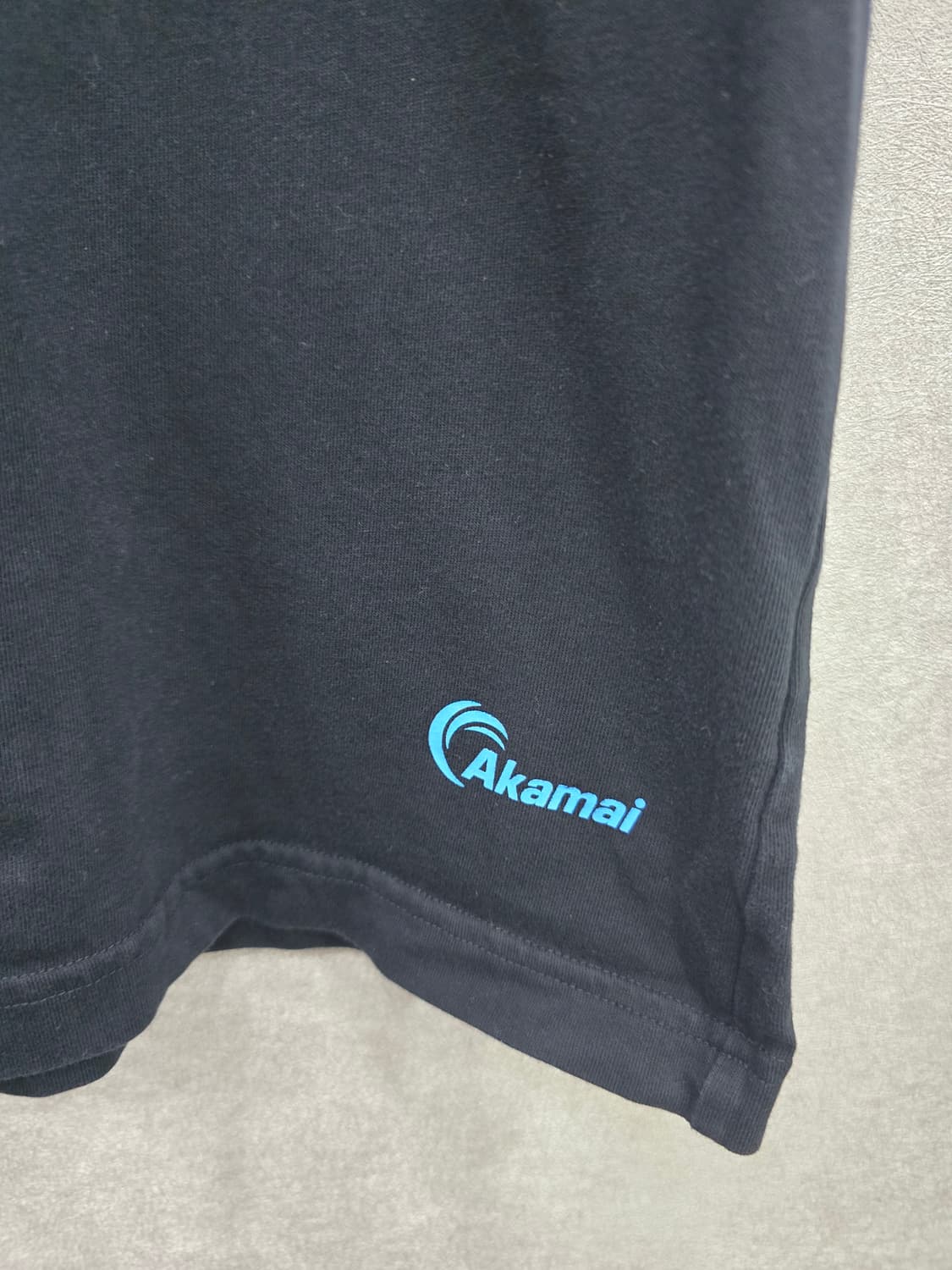 유니클로 PEACE FOR ALL 아카마이 프린팅 반팔티 상품이미지3