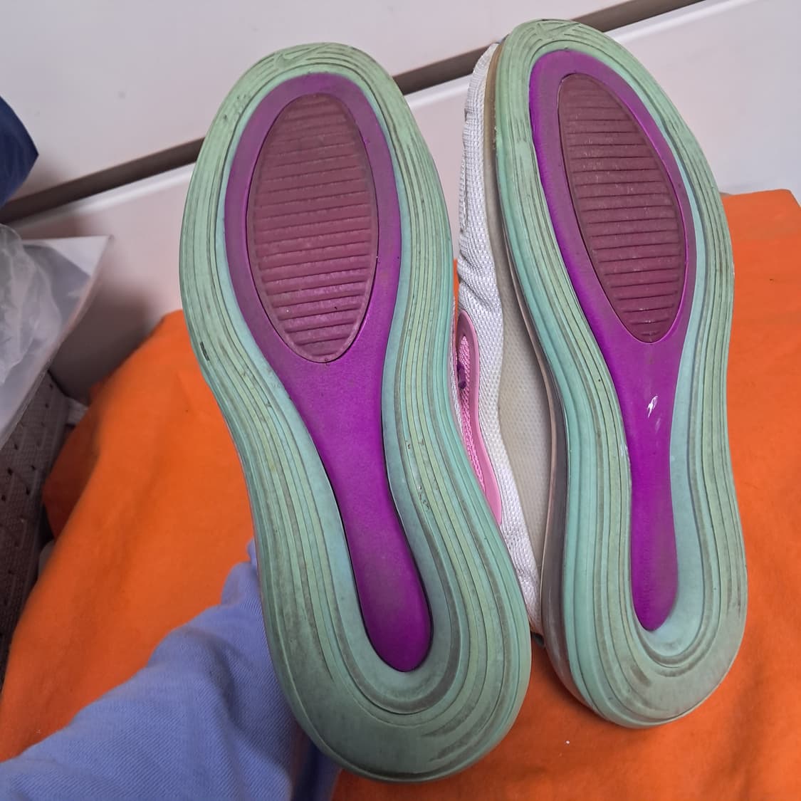 나이키 에어맥스 720 240~245mm 상품이미지6