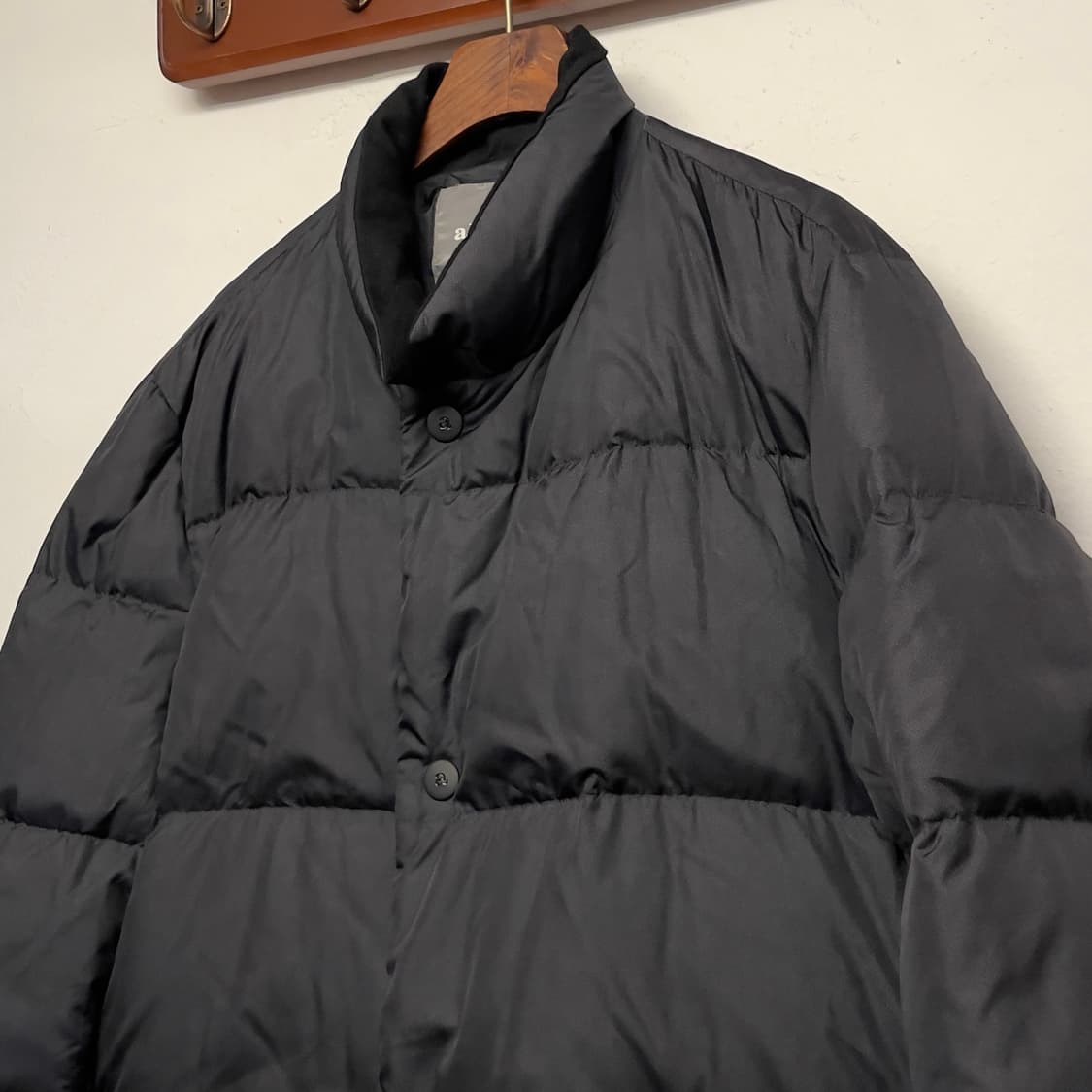 알레그리 구스다운 블랙 롱 패딩   상품이미지2