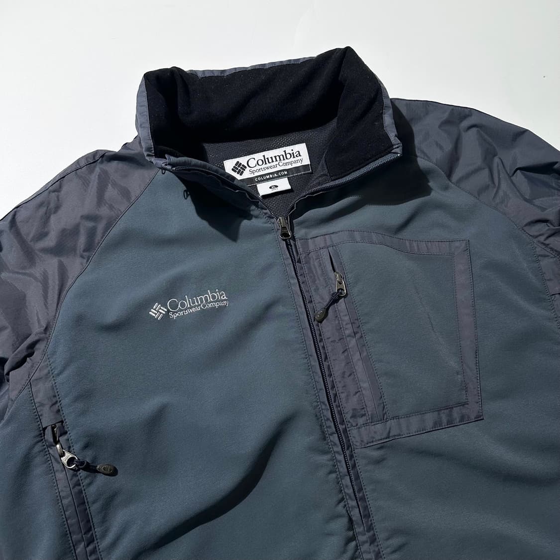컬럼비아 소프트쉘 배색 자켓 상품이미지3