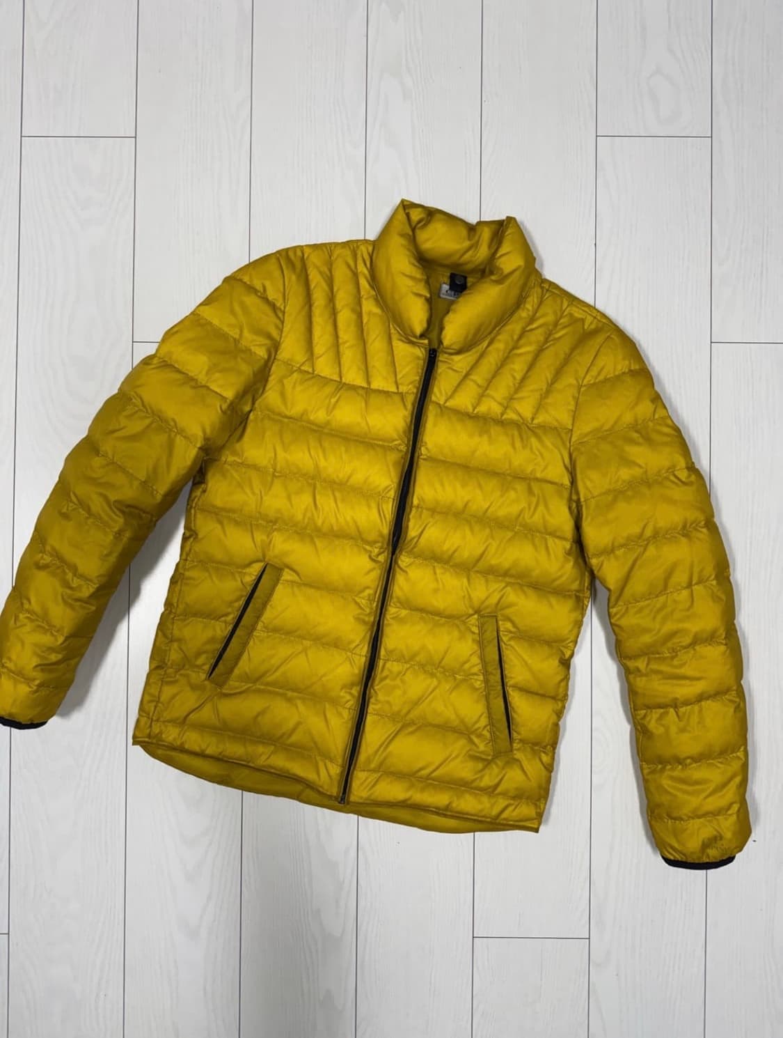 CP컴퍼니 경량 패딩 상품이미지1