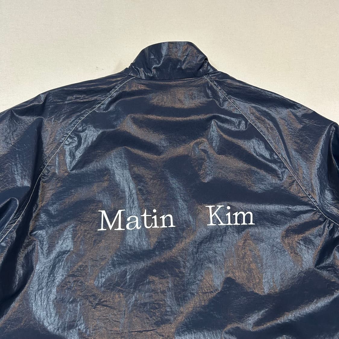 Free) 마땡킴 로고 코팅 점퍼 네이비 상품이미지6