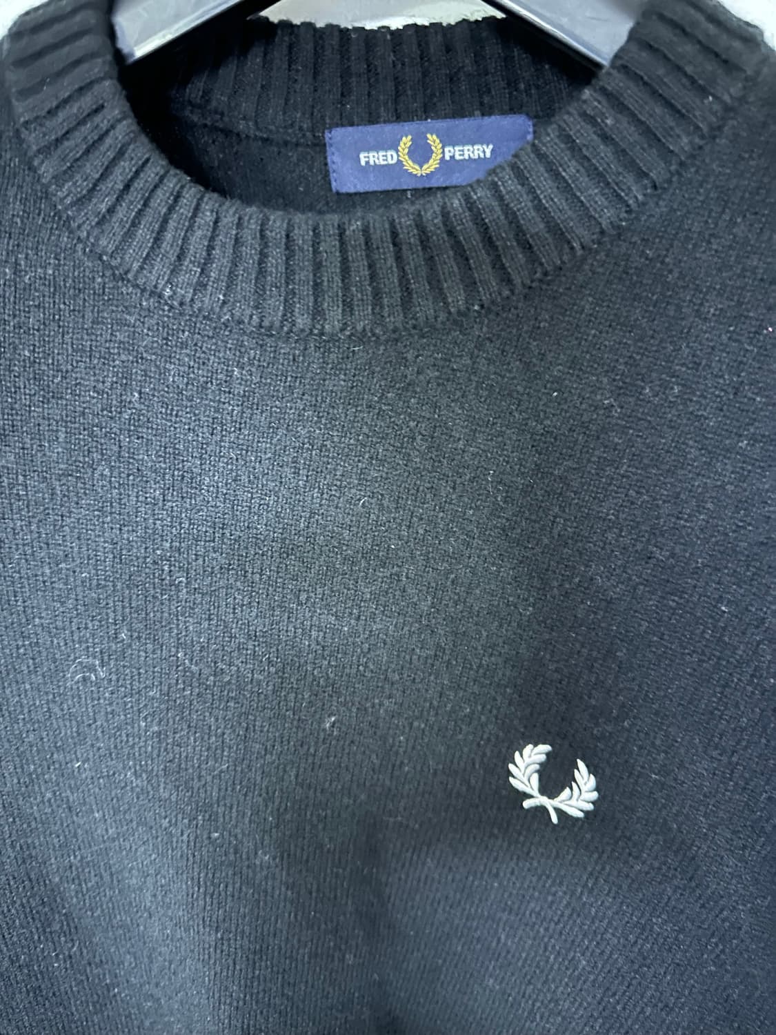 프레드페리 블랙 라운드넥 니트 상품이미지2
