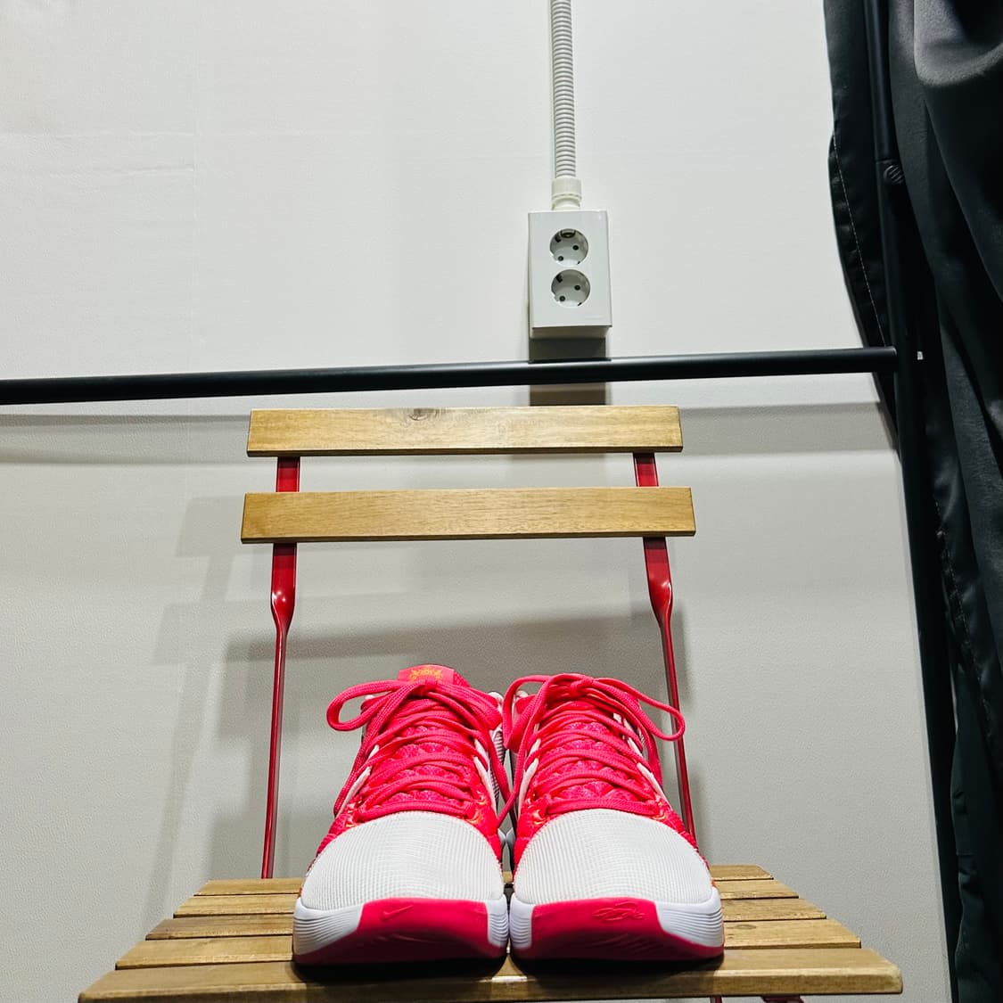 270) 나이키 농구화 남성 남자 르브론 위트니스 8 '던킨 도넛 상품이미지2