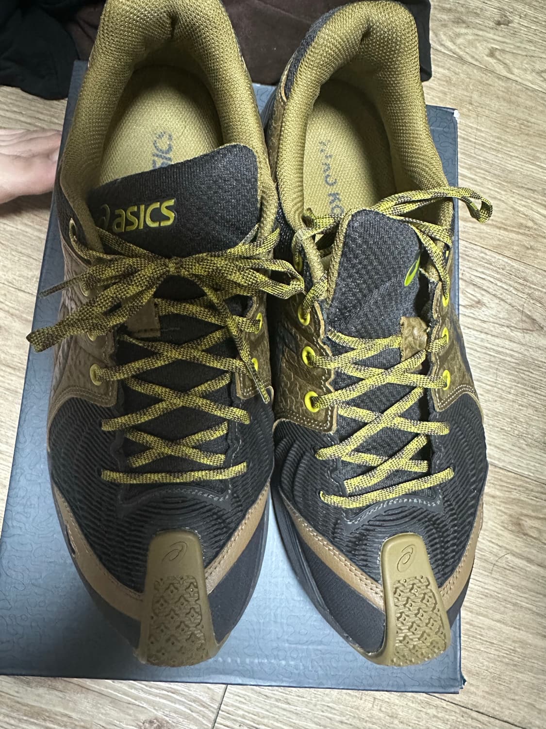 아식스 키코 젤키릴3 브론즈브라운 상품이미지3