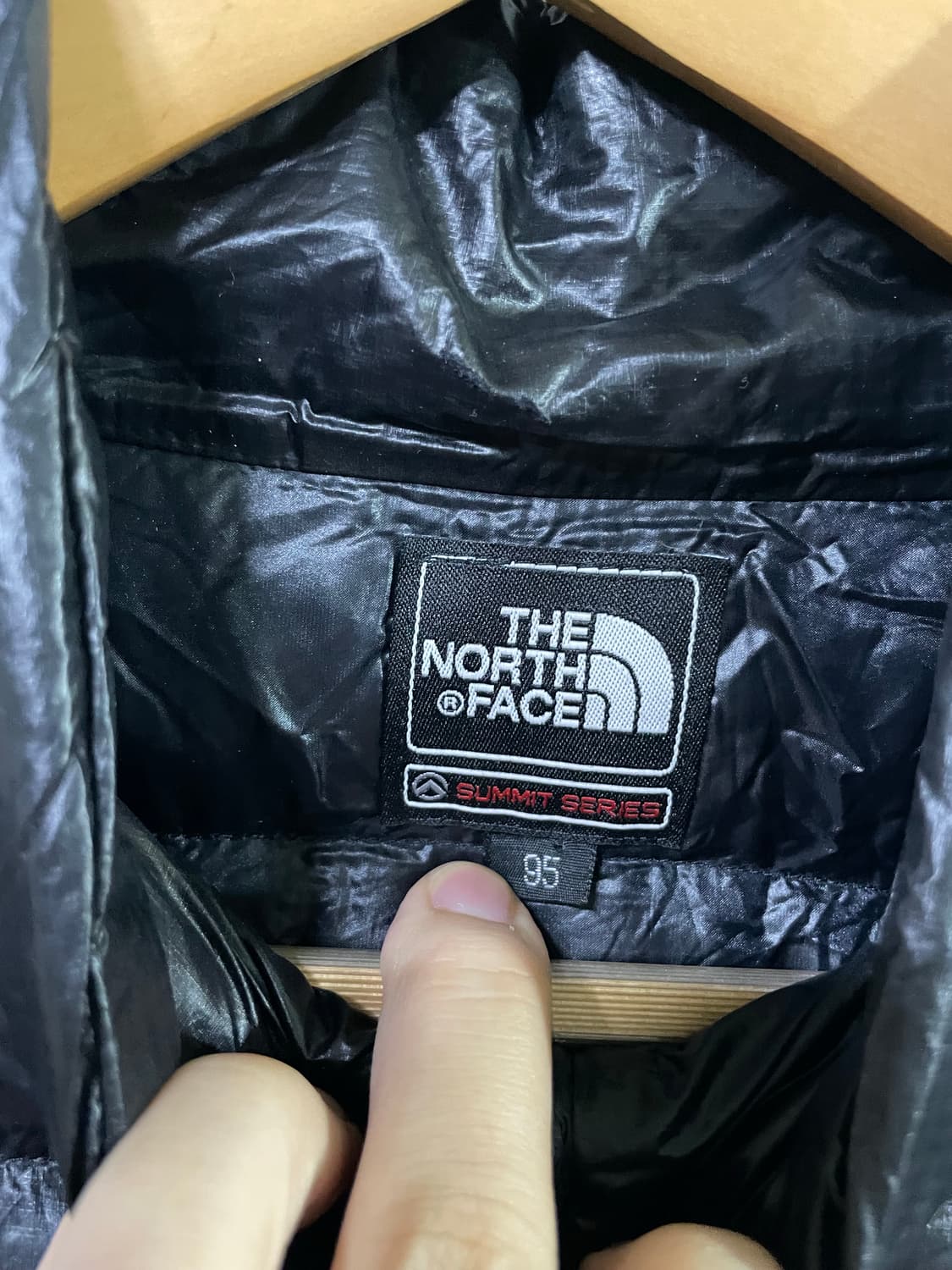 노스페이스 경량패딩 퍼텍스 퀀텀 구스다운 필파워800 95-100 사이즈 상품이미지4