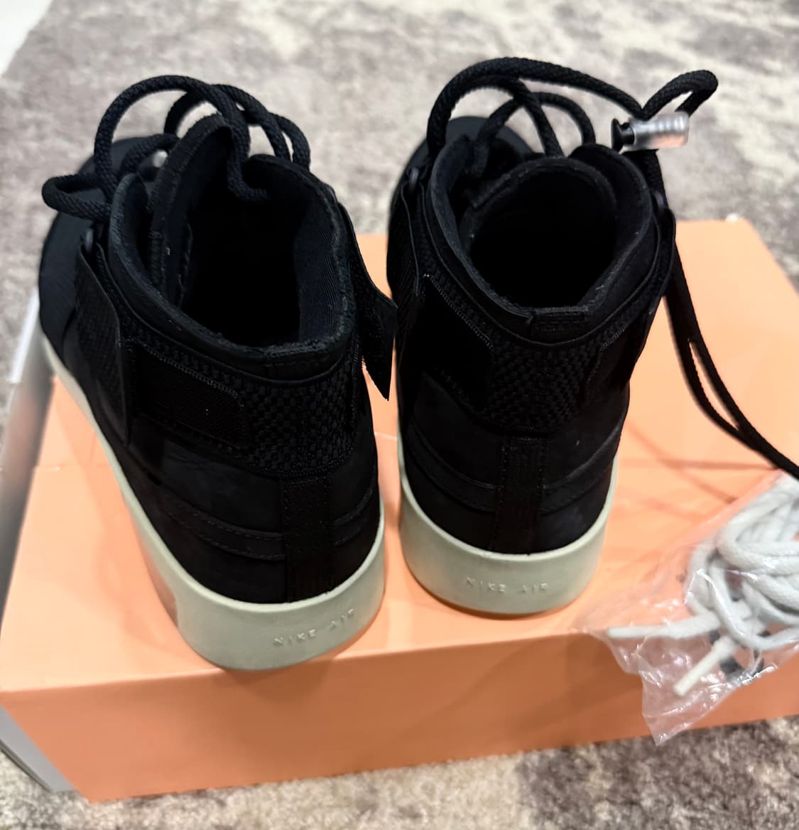 피어오브갓 x 나이키 레이드 블랙 280 상품이미지5