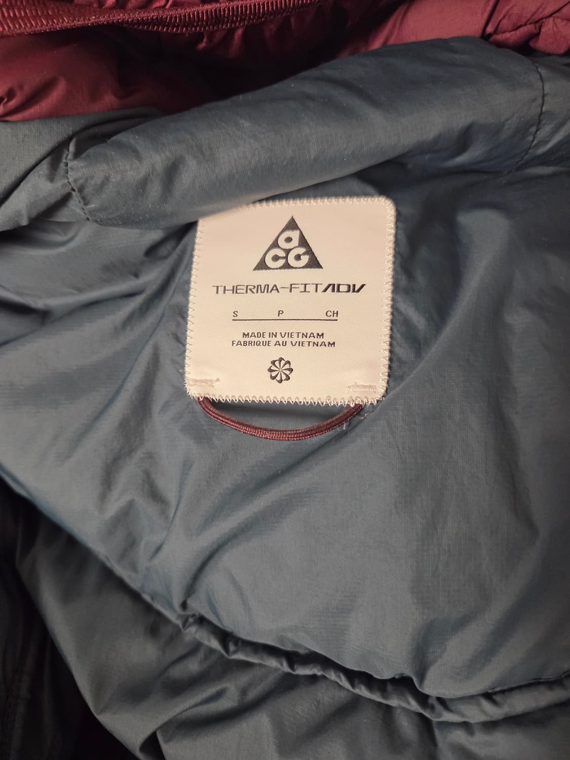 나이키 acg 써마핏 루나레이크 패딩 마룬 s사이즈 상품이미지2