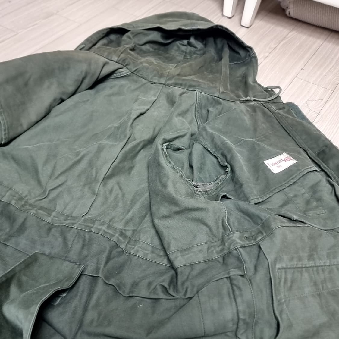 1978년산 캐나다군 빈티지 야상 후드 점퍼 카키(105-110) 상품이미지2