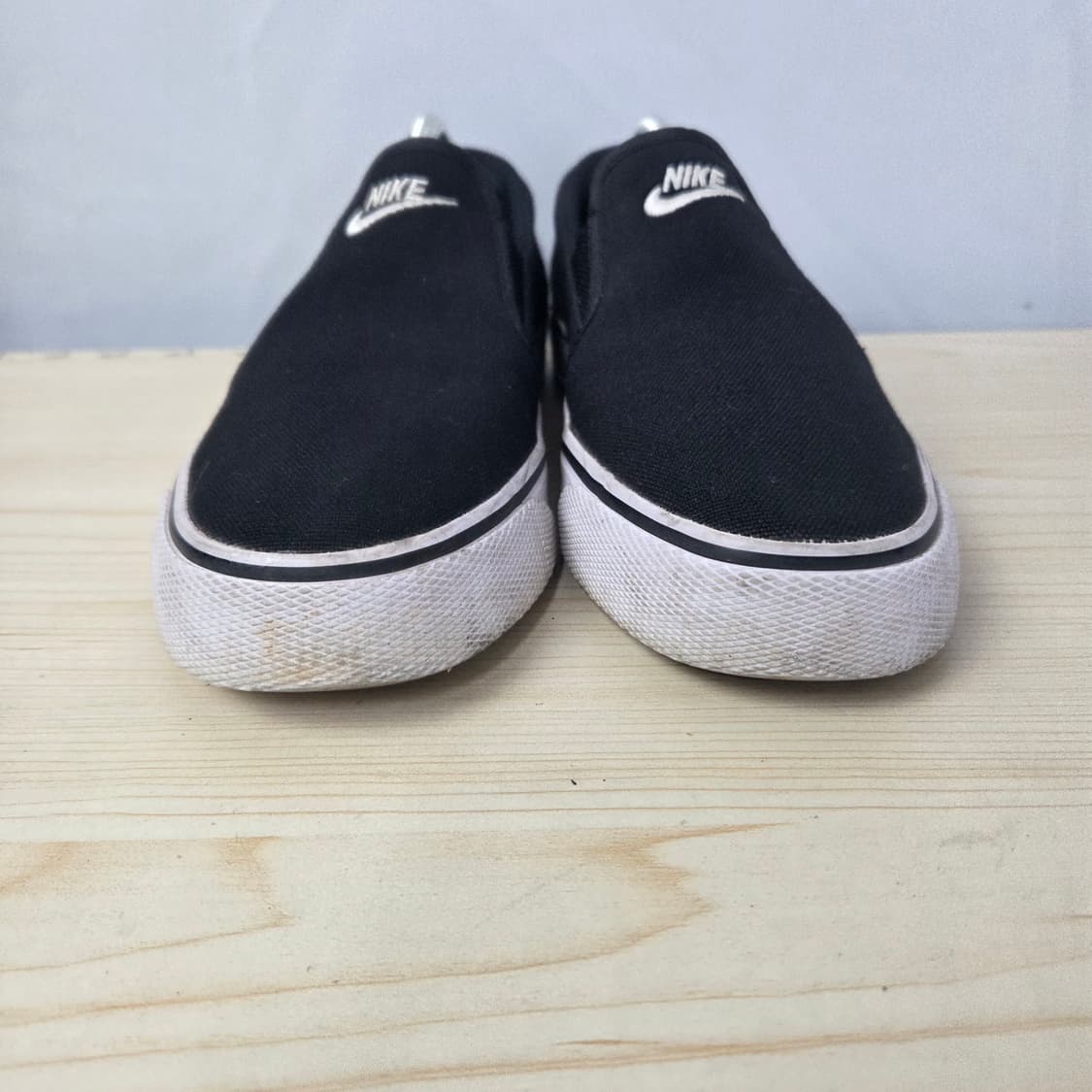 235 나이키 토키 슬립온  캔버스화 스니커즈 상품이미지5