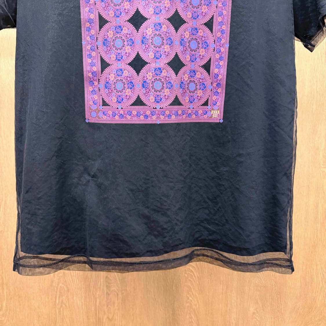 안나수이 시스루 레이어드 반팔 티셔츠 오리엔탈 패턴 디테일 블랙 상품이미지5