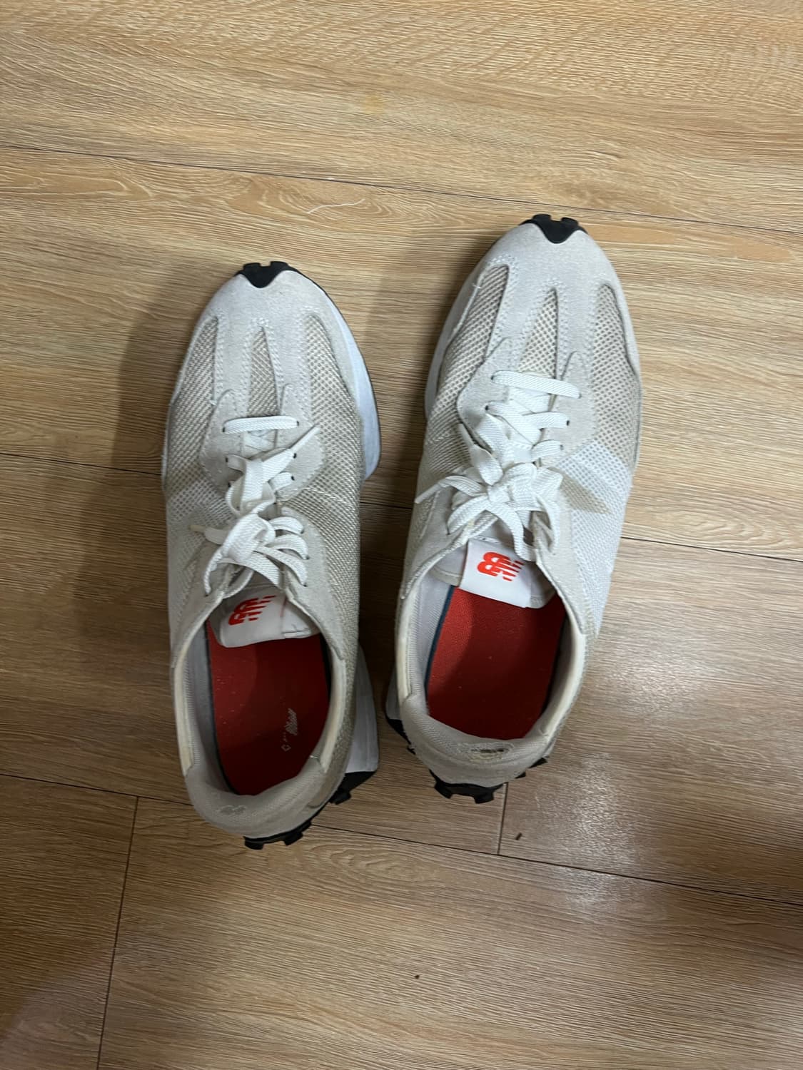 뉴발란스 327 상품이미지2