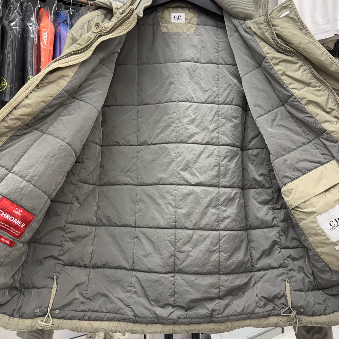 [54] CP컴퍼니 크롬 R 고글 후드 봄버 상품이미지6