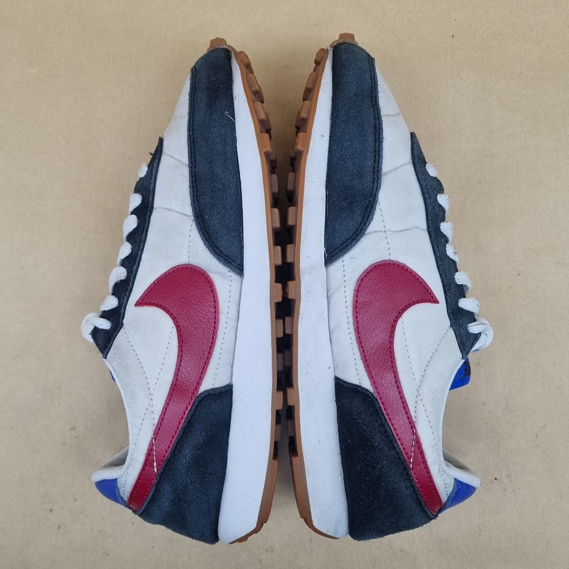 나이키 데이 브레이크 여성스니커즈240  상품이미지5