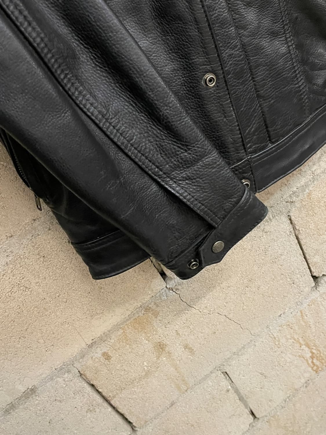 폭스 크릭 논 카라 가죽 자켓 상품이미지3