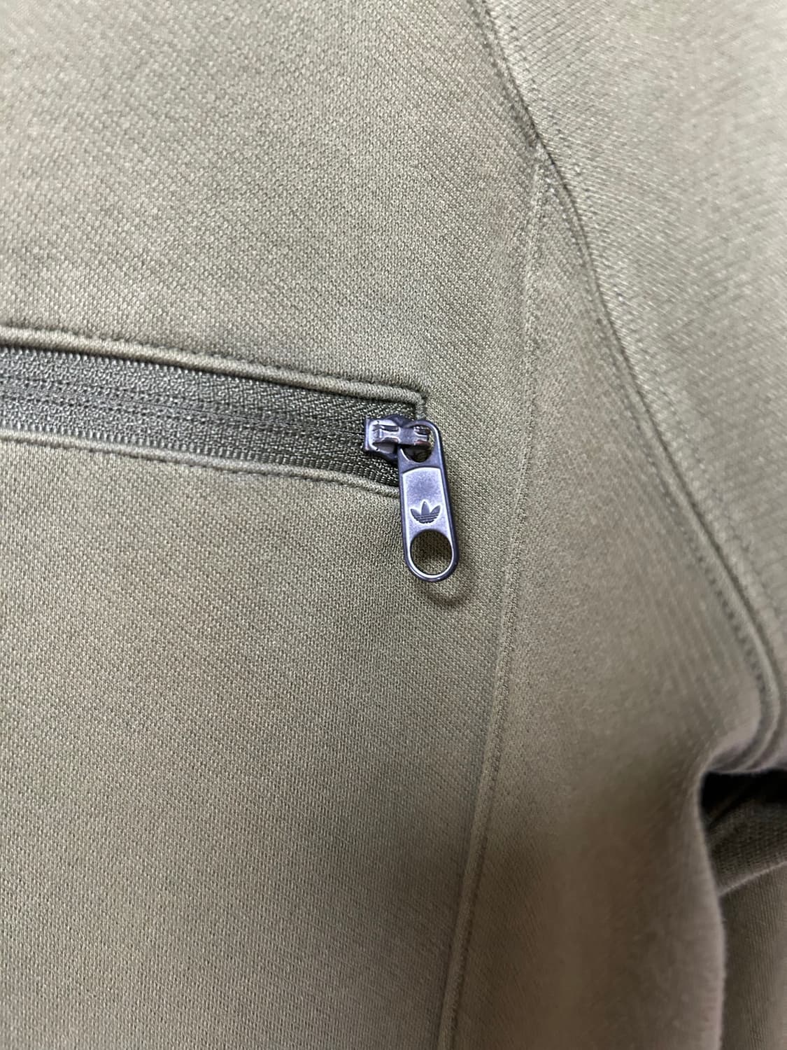 아디다스 떠그클럽 트랙탑 상품이미지5