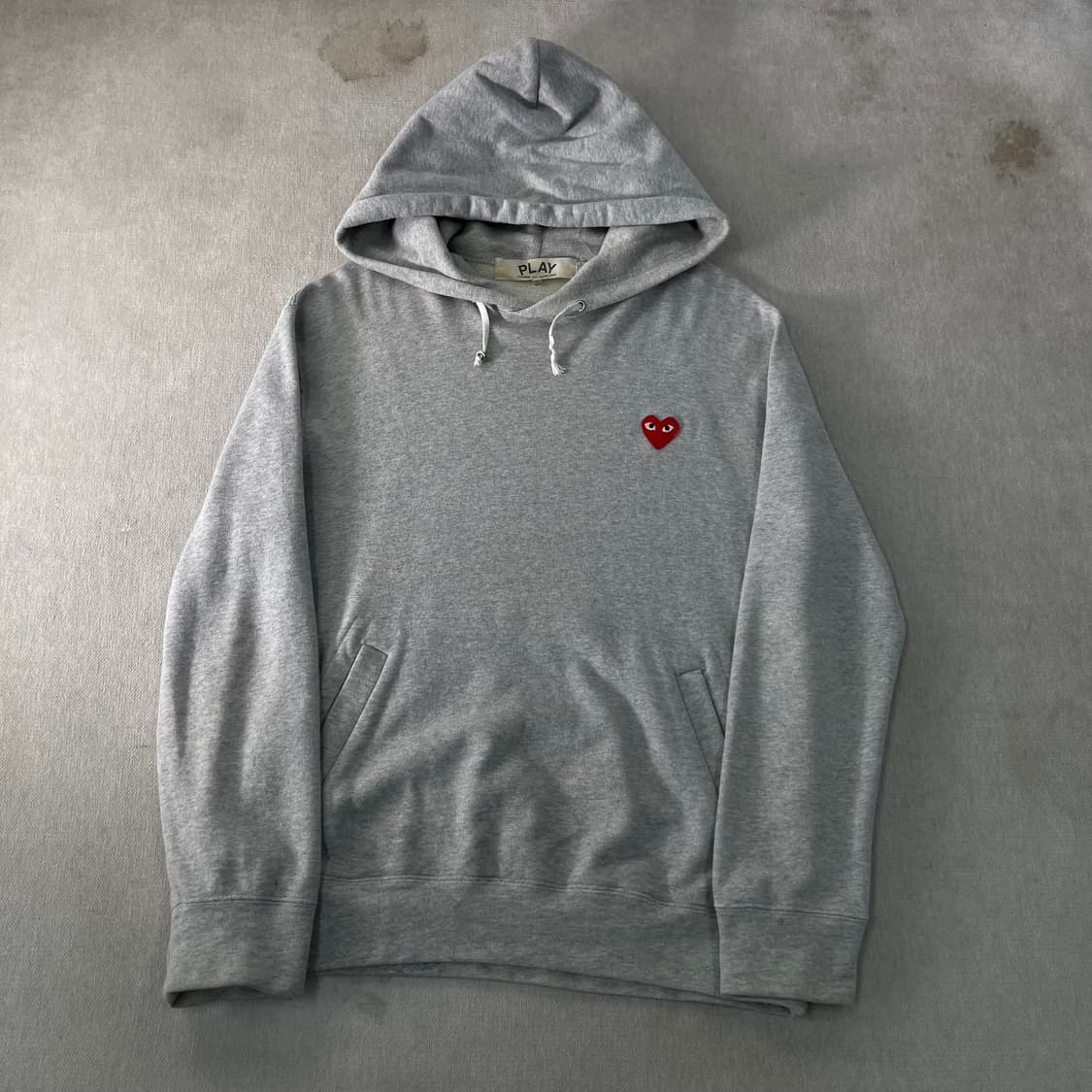100 꼼데가르송 레드 하트와펜 그레이 후드티  상품이미지1