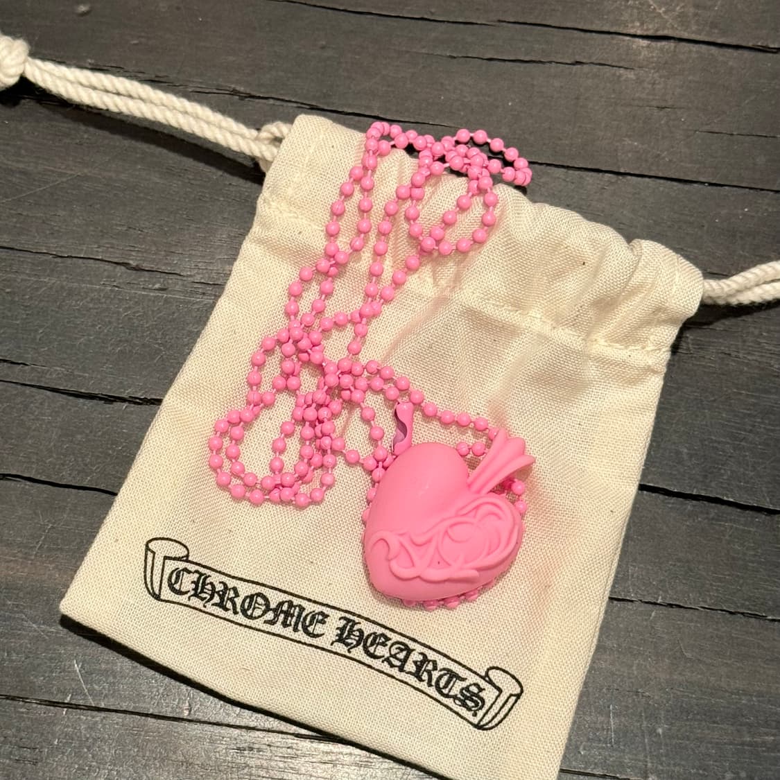 크롬하츠 실리콘 하트 목걸이 핑크 상품이미지1
