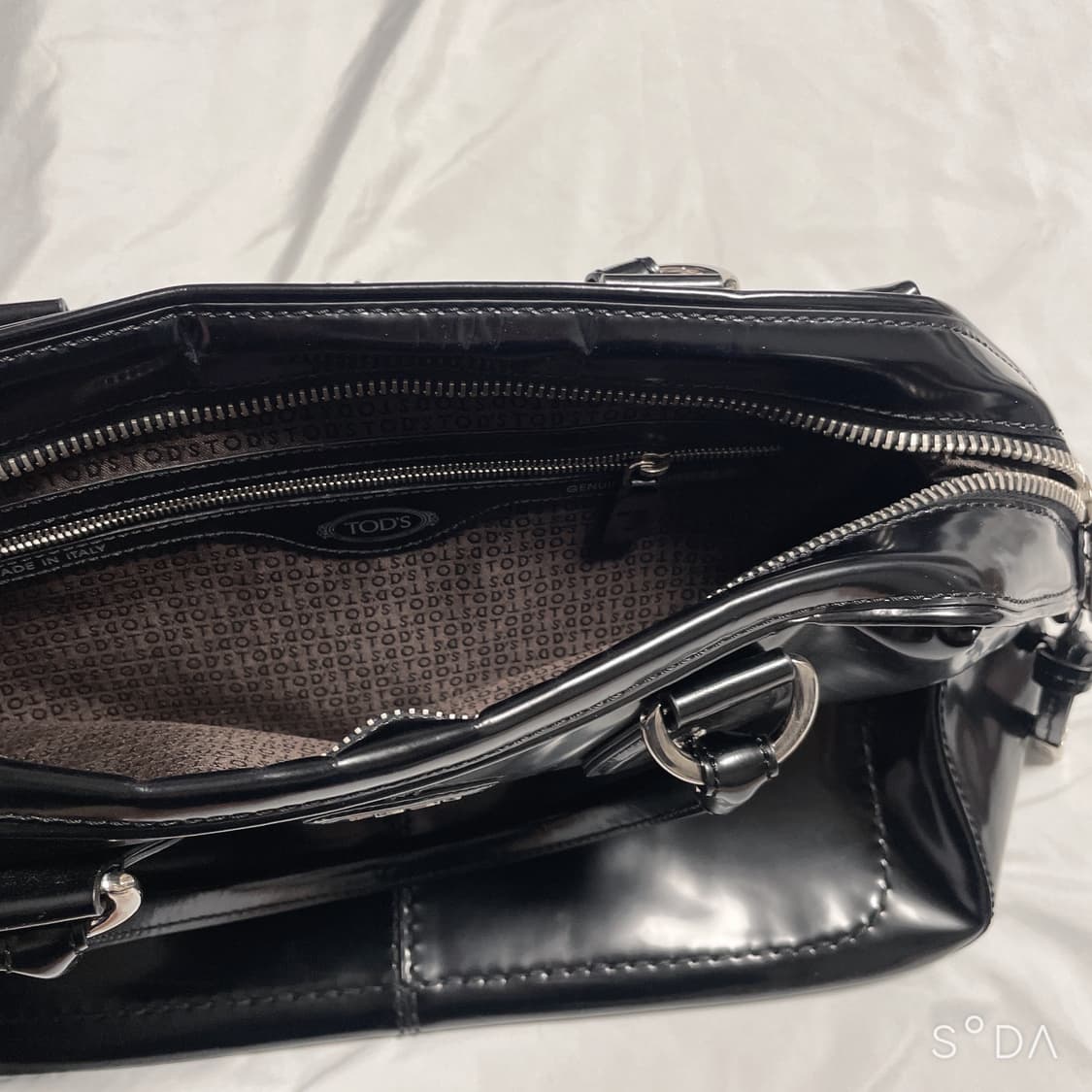 TOD'S 토즈 블랙 페이던트 가방 상품이미지9