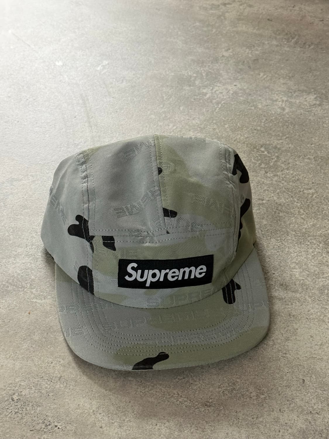 (거의새거)24FW 슈프림 리플렉티브 자카드 캠프캡 상품이미지4