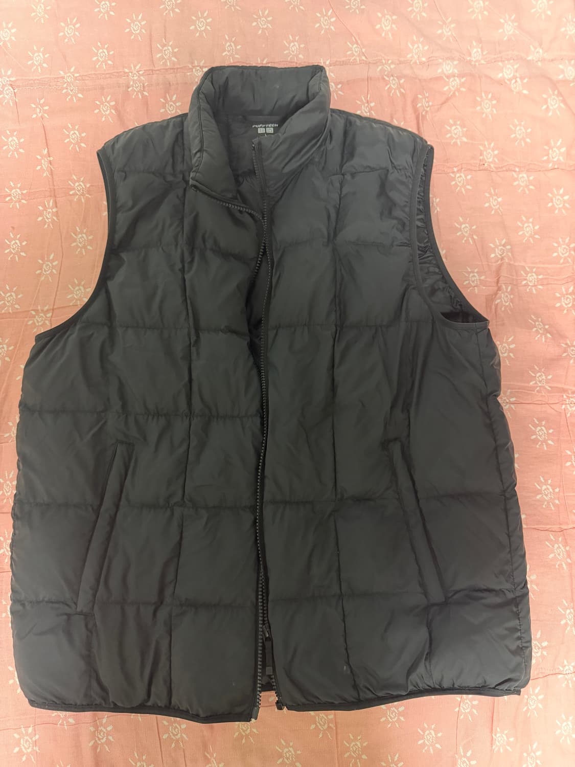 유니클로 퍼프테크 베스트 블랙 L사이즈 새상품급 판매 상품이미지2