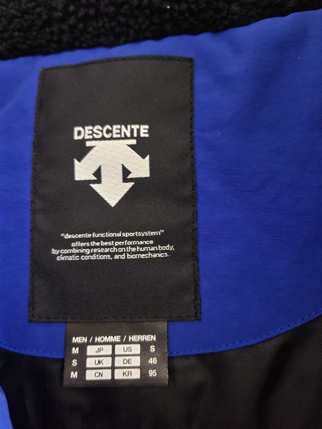 데상트 캐나다 스피드 스케이팅 패딩(m) 상품이미지7