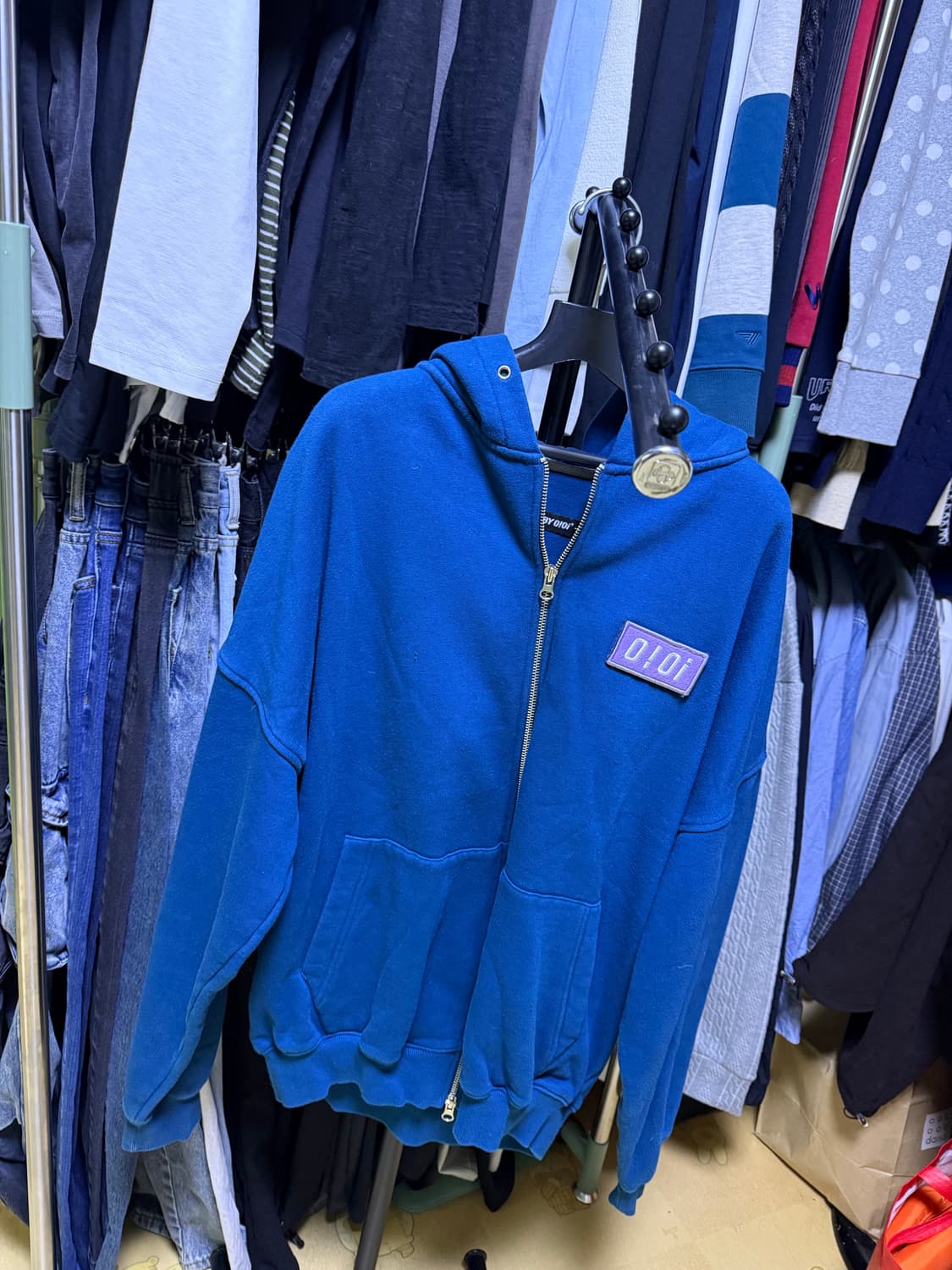 안냥하세여 oioi후드집업 프리사이즈 sss급 판매합니다  상품이미지1