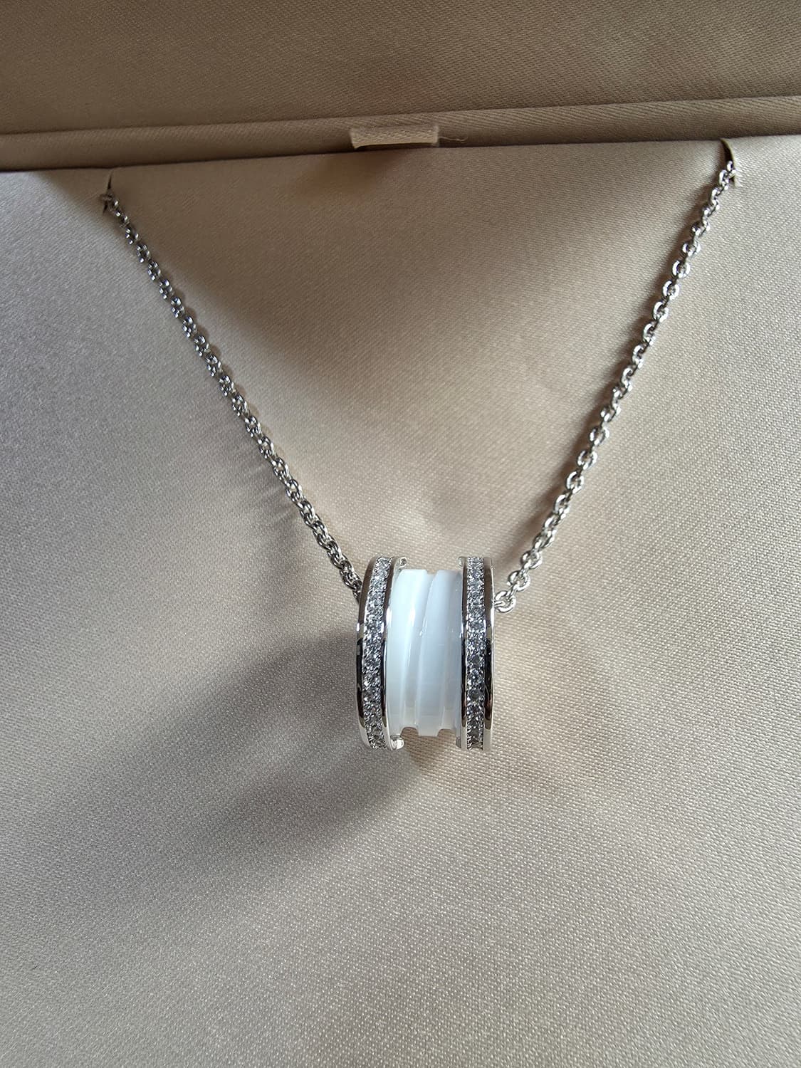 불가리 비제로원 목걸이 상품이미지2