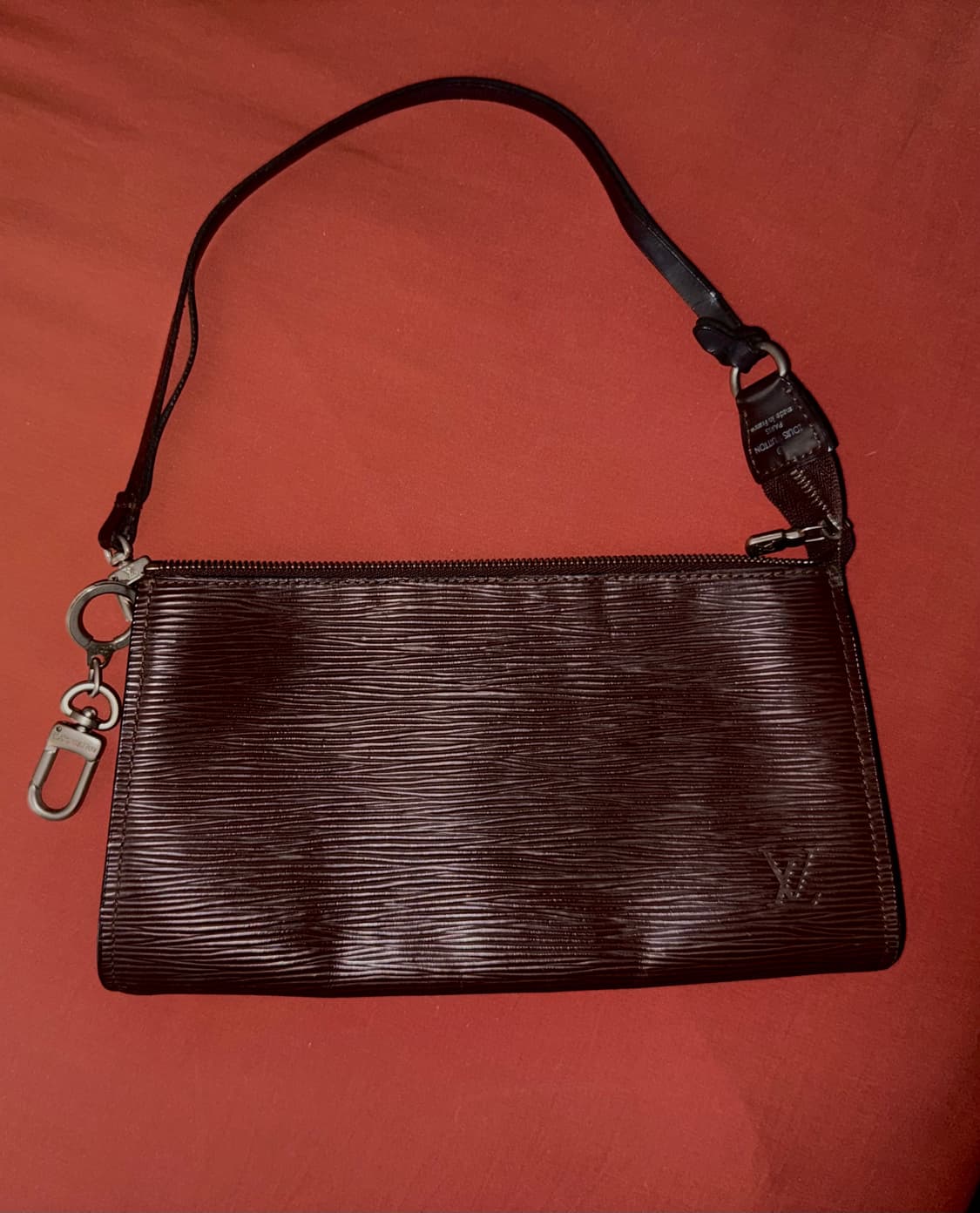 Louis Vuitton Moka Epi Leather Pochette 상품이미지1