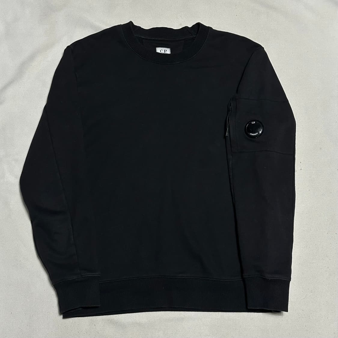 XL C.P. 컴퍼니 블랙 맨투맨 상품이미지2