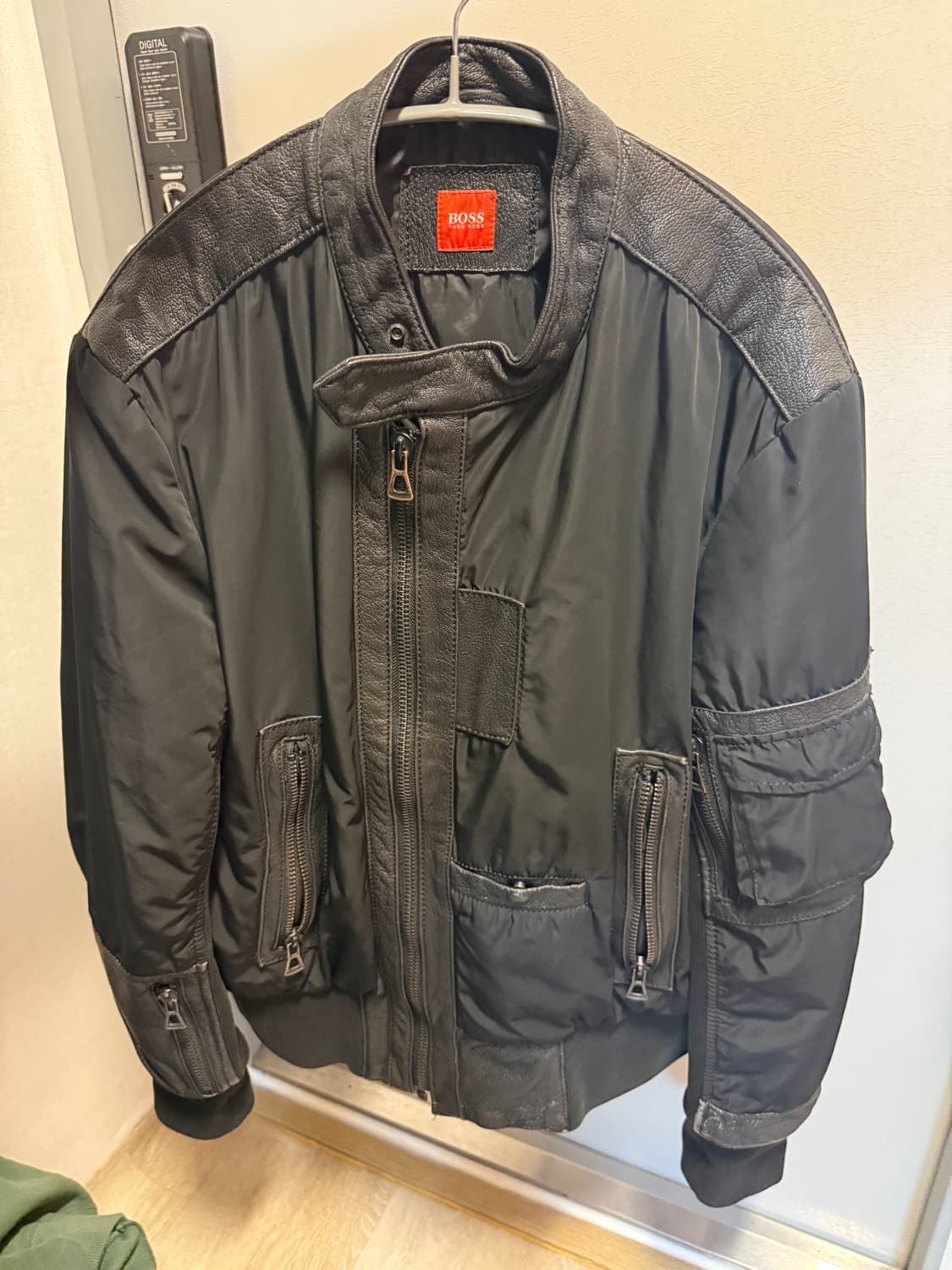 00s 휴고보스 레더 봄버 자켓 상품이미지1