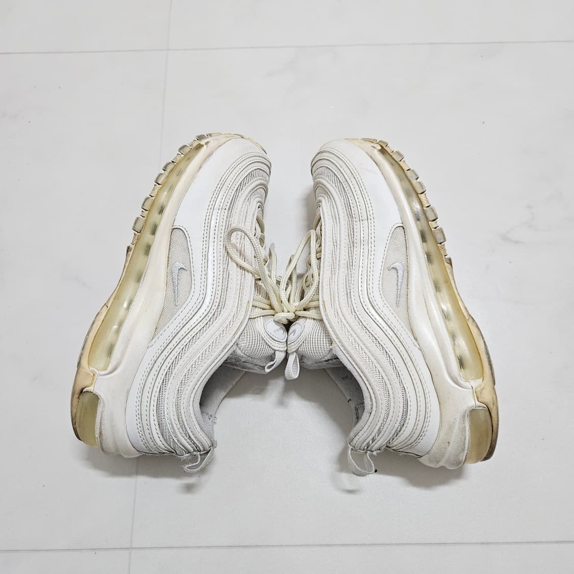 나이키 에어맥스 97 화이트 240mm 상품이미지5