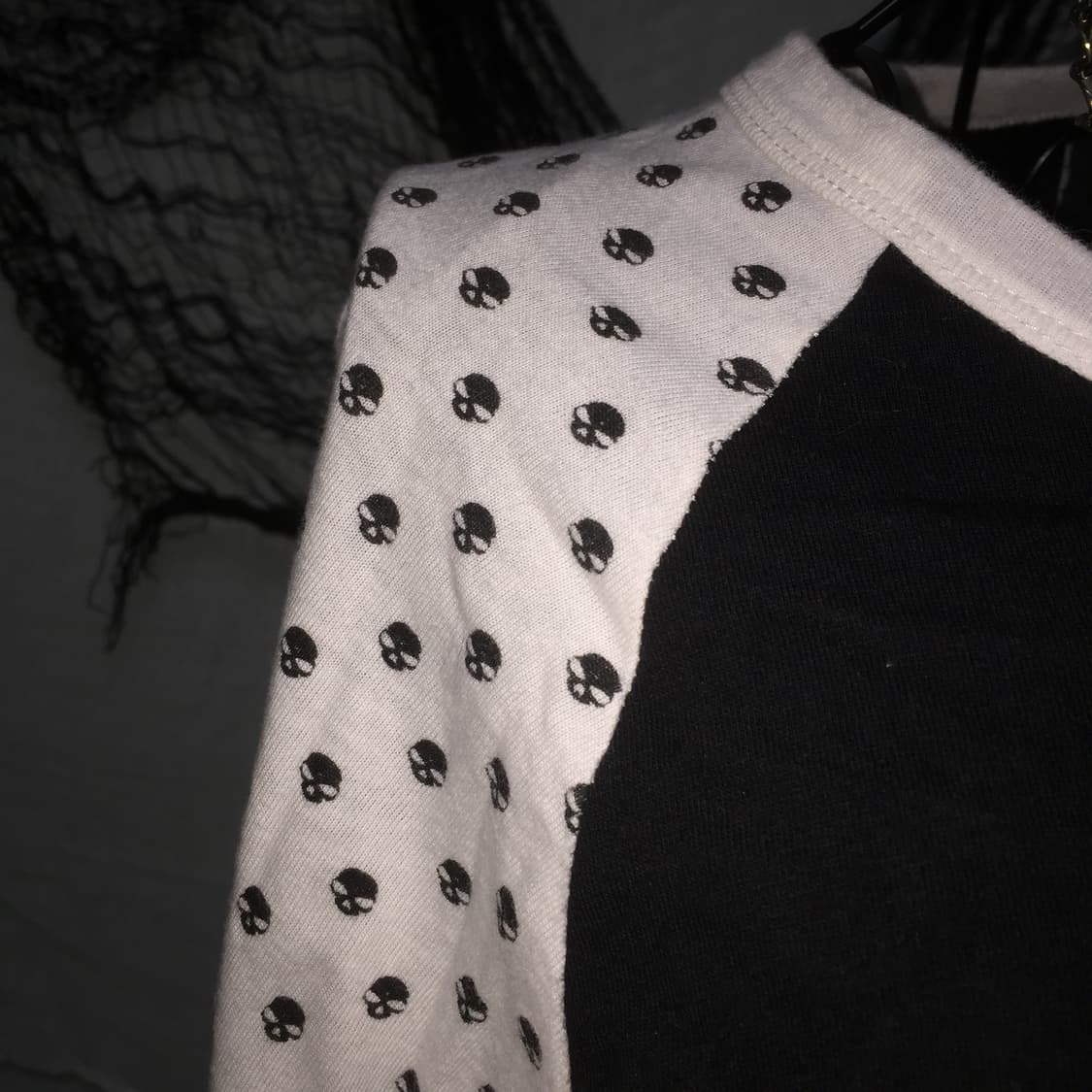 Lavy skull T 상품이미지3