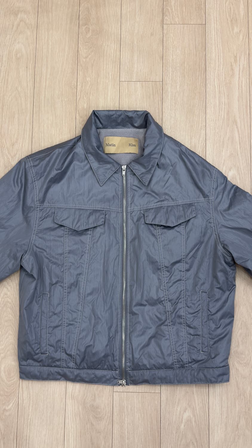 현재 단종된 마뗑킴 누빔 자켓 실버 상품이미지1