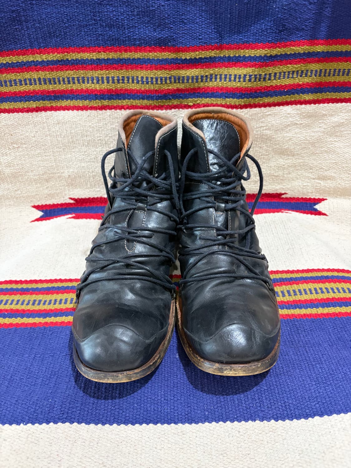 훕데두 00s 아카이브 드레이프 레더 레이스업 부츠 상품이미지4