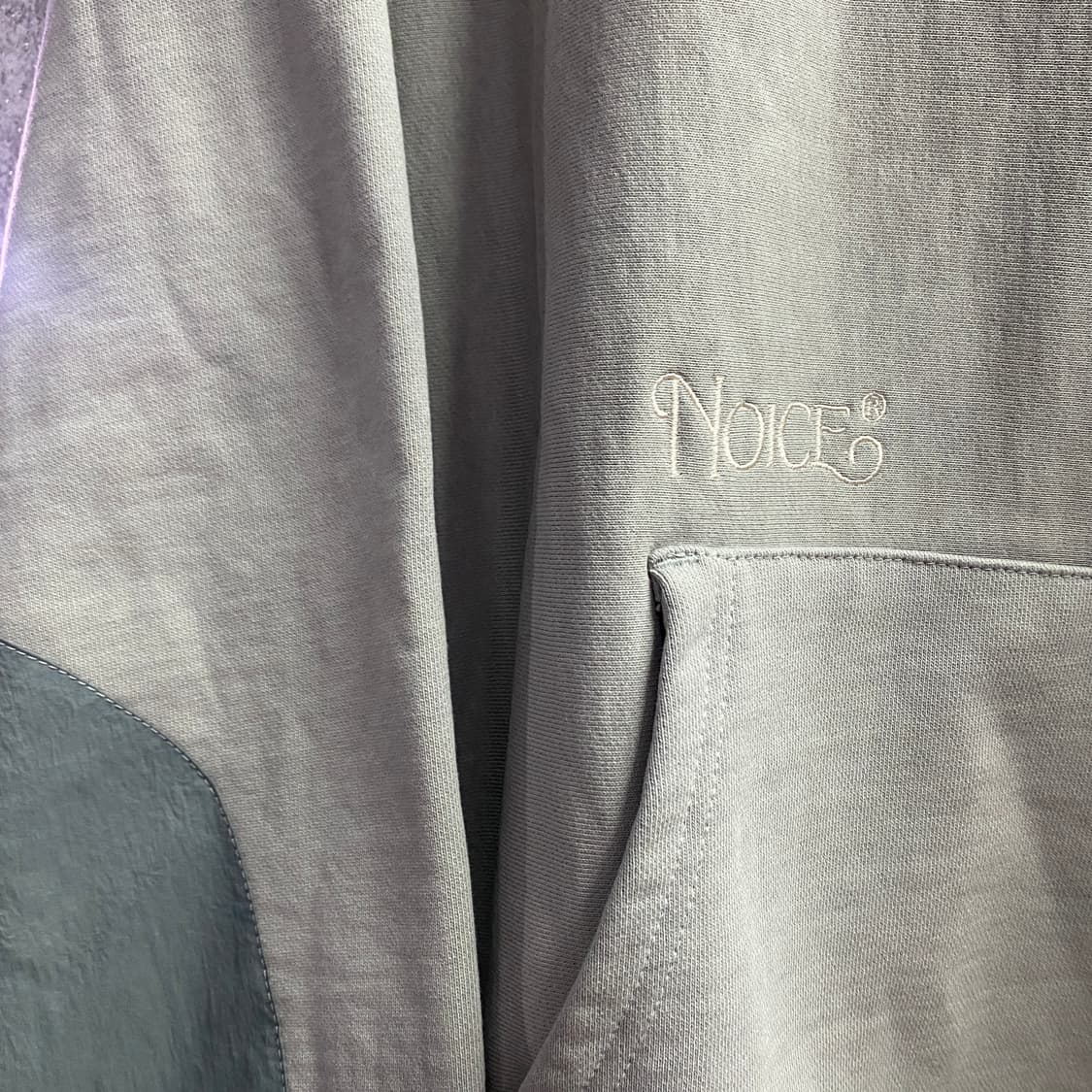 노이스 나일론 패브릭 라이트그레이 그린 믹스 후드티 B4006 상품이미지3