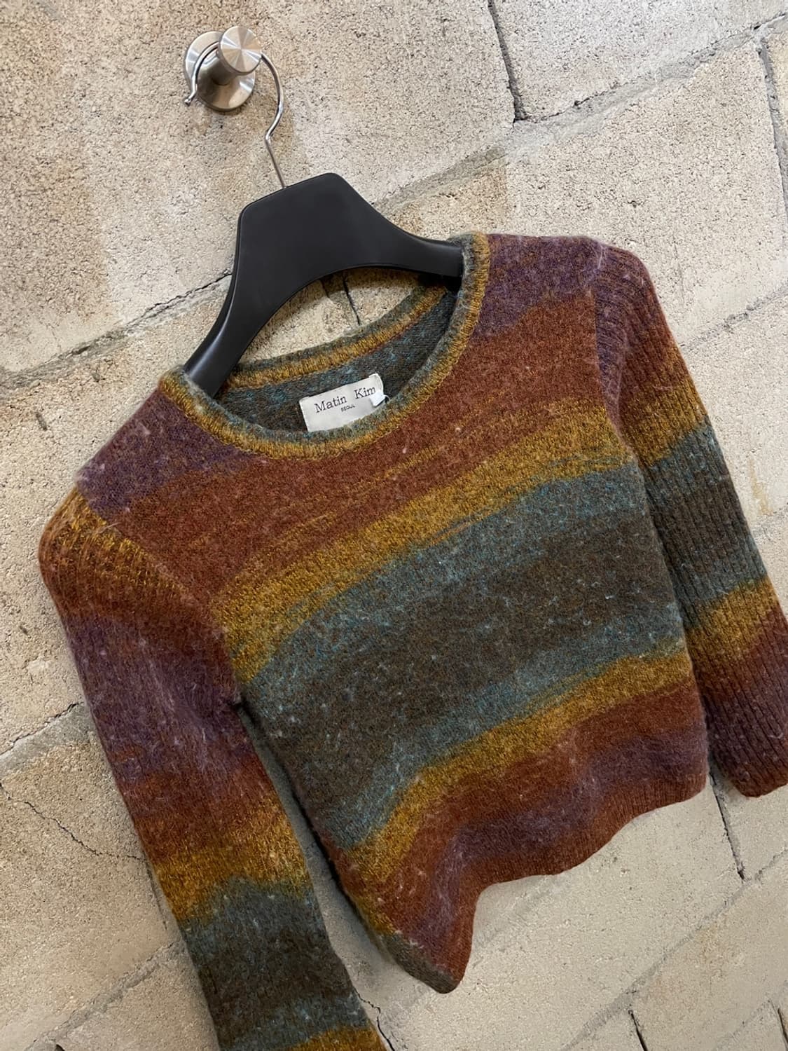 마뗑킴 그라데이션 스너그 니트  상품이미지3