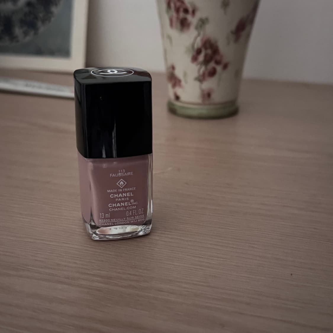 Chanel 샤넬 르 베르니 네일 113 FAUSSAIRE 상품이미지5