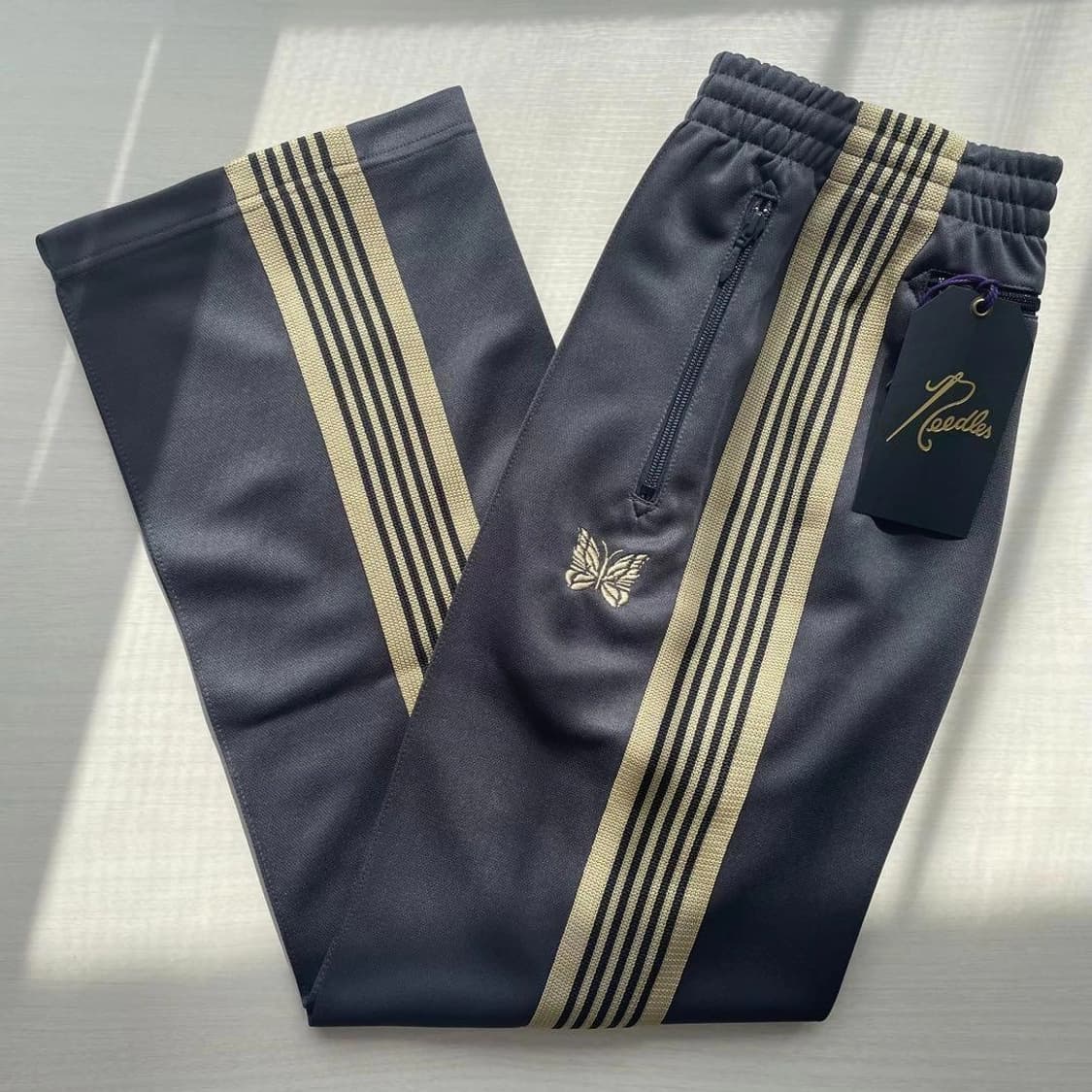 니들스 트랙팬츠 스트레이트 상품이미지1