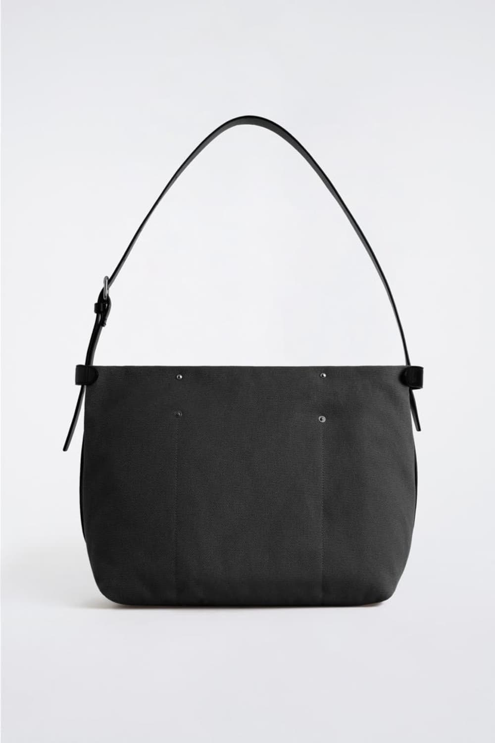 cos 유틸리티 메신저백 네이비 상품이미지1