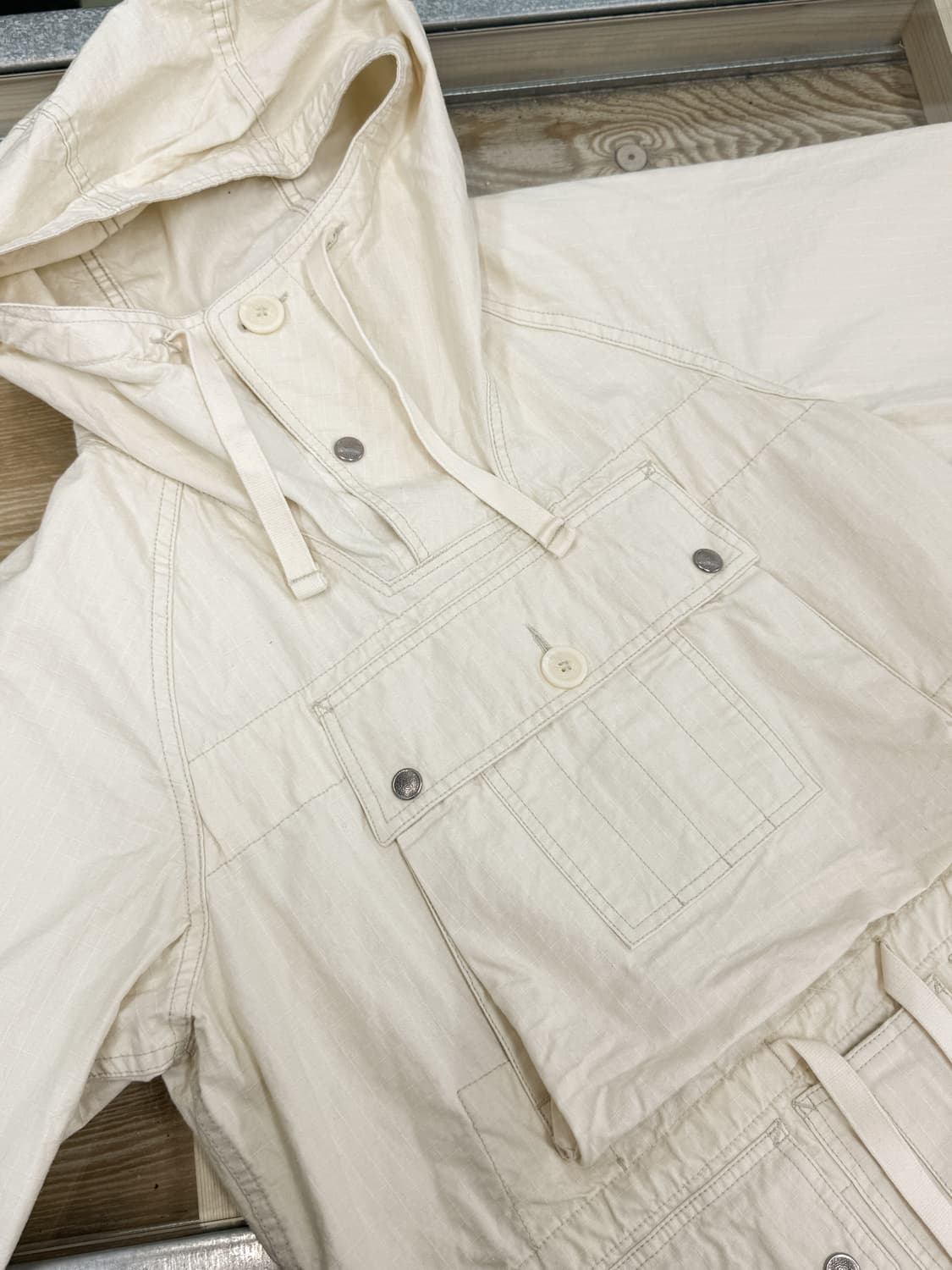 스펙테이터 16SS 풀오버 파카 상품이미지5